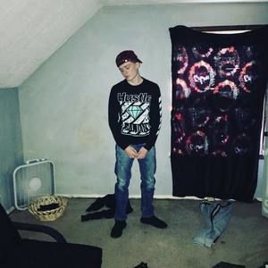 Meet your Posher, Dakota